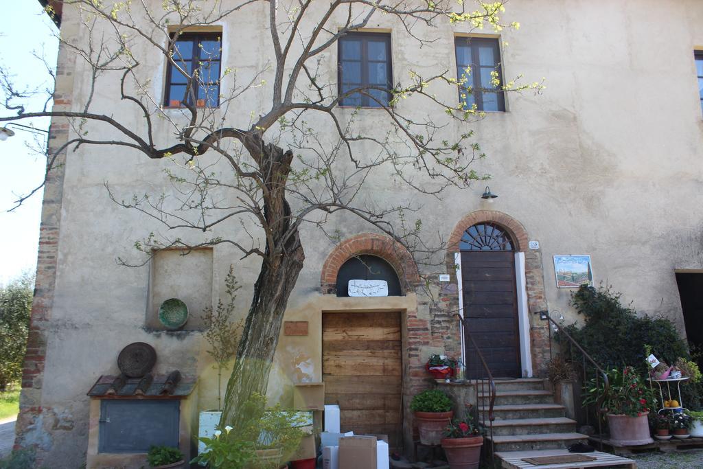 Bio Agriturismo Podere Pretoia サン・ジミニャーノ エクステリア 写真